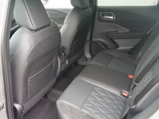 Foto 15 van Nissan QASHQAI 1.3 MHEV Xtronic Tekna Plus 158 Pk Navi / DAB / Pano-dak / Winterpakket / Apple Carpl