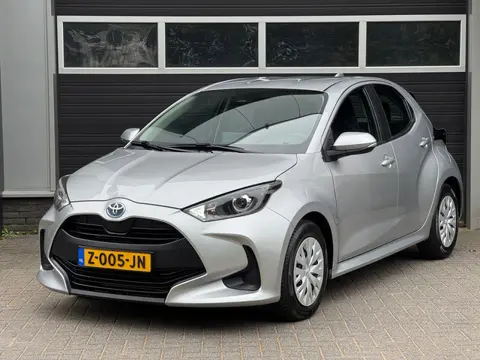 Toyota Yaris 1.5 Hybrid Active Navi, Cruise, Camera,