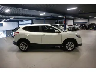 Foto 20 van Nissan Qashqai 1.6 Acenta CRUISE CONTROL/ STOELVERWARMING/ CAMERA