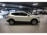 Foto 30 van Nissan Qashqai 1.6 Acenta CRUISE CONTROL/ STOELVERWARMING/ CAMERA