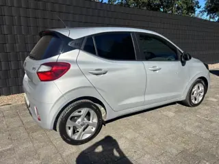 Foto 17 van HYUNDAI I10 1.0 COMFORT 5-ZITS **DAB//CARPLAY//NIEUWSTAAT**