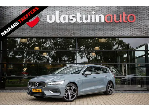 Volvo V60 2.0 T8 Recharge AWD R-Design , Trekhaak, Cruise control, Achterstoelen verwarmd,