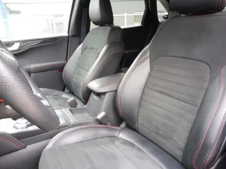 Foto 16 van Ford Kuga 2.5 PHEV ST-Line X Afn. Tr haak | Winterpack | LMV 18" | Zw hemel | Stof/alcantara