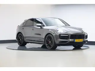 Porsche Cayenne Coupé 3.0 E-Hybrid | SOH 87.4 | Rijdt alleen op benzine |
