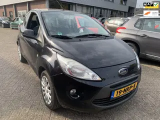 Ford Ka 1.2 Titanium X 2010 € 2.650,- AIRCO 1 JR. APK
