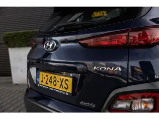 Foto 20 van Hyundai Kona EV Comfort 64 kWh, NL Auto, Krell Audio, Metallic lak!