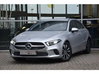 Foto 15 van Mercedes-Benz A-klasse A180 Business Solution Automaat | BTW | Widescreen | Camera | CarPlay | LED