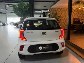 Foto 12 van Kia Picanto 1.0 CVVT First Edition|Garantie|NAP NL Auto|Nav|Camera|Cruise|Airco