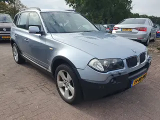 Foto 17 van BMW X3 3.0i Executive Aut/Leder/Clima BJ 2004