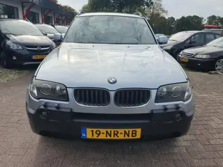 Foto 16 van BMW X3 3.0i Executive Aut/Leder/Clima BJ 2004