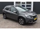 Foto 26 van Peugeot 2008 PureTech 130 Allure Automaat | Trekhaak | Panoramadak | Airco | Navi |