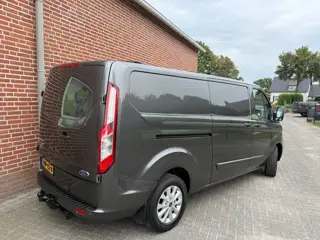 Foto 16 van Ford Transit Custom 300 2.0 TDCI L3H2 Limited Automaat , Camera, Cruise control, omvormer, 3 zits