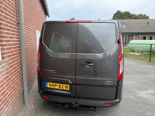 Foto 17 van Ford Transit Custom 300 2.0 TDCI L3H2 Limited Automaat , Camera, Cruise control, omvormer, 3 zits