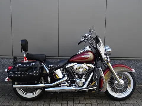 Harley-Davidson FLSTCI HERITAGE CLASSIC (bj 2009)