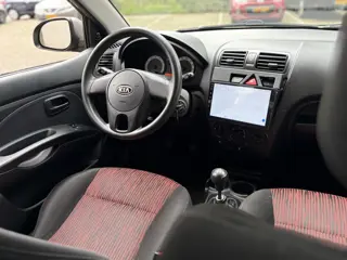 Foto 12 van Kia Picanto 1.0 Seven Carplay Airco Elek.R Nap (bj 2010)
