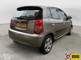 Foto 13 van Kia Picanto 1.0 Seven Carplay Airco Elek.R Nap (bj 2010)