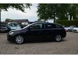 Foto 29 van Peugeot 308 SW 1.2 PureTech Blue Lease | Dealer onderhouden | Riem vervangen
