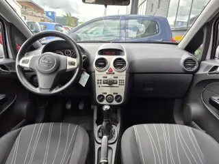 Foto 11 van Opel Corsa 1.2-16V Essentia|APK|Airco|Elektrische Ramen