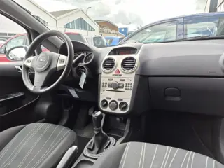 Foto 13 van Opel Corsa 1.2-16V Essentia|APK|Airco|Elektrische Ramen