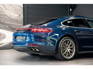 Foto 13 van Porsche Panamera 4S 4.0 Diesel V8 *BOSE / Panorama / 18-wegs Stoelen / Surround View / Stoelventilat