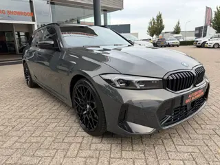 Foto 20 van BMW 3-serie Touring 330e xDrive,Pano, LED, M-sport Pro, M3 Stoelen, Virtual dash, elektrische haak,