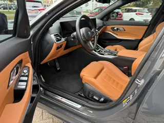 Foto 16 van BMW 3-serie Touring 330e xDrive,Pano, LED, M-sport Pro, M3 Stoelen, Virtual dash, elektrische haak,