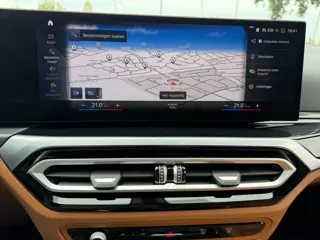 Foto 12 van BMW 3-serie Touring 330e xDrive,Pano, LED, M-sport Pro, M3 Stoelen, Virtual dash, elektrische haak,