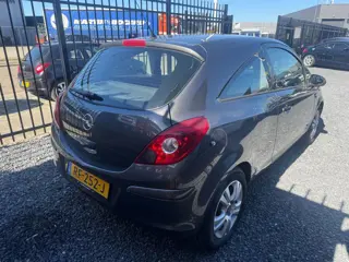 Foto 18 van Opel Corsa 1.2-16V Color Edition AIRCO!APK!LAGE KM!KOOPJE!