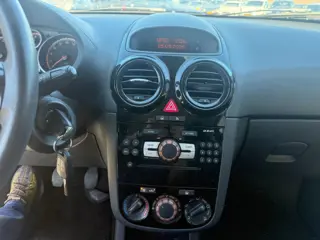 Foto 16 van Opel Corsa 1.2-16V Color Edition AIRCO!APK!LAGE KM!KOOPJE!