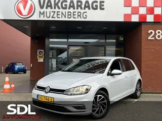 Volkswagen Golf 1.0 TSI Comfortline Business // LED // NAVI + CARPLAY // ADAPTIVE CRUISE // CLIMA //
