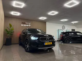 Foto 12 van Volvo XC40 2.0 B4 Inscription * Trekhaak / Camera / Stoel- Stuurverwarming / Leder / NL Auto *