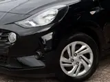 Foto 26 van Hyundai I10 1.0 Premium | Camera | Stoelverwarming | Navigatie by App | Climate control | Cruise Con