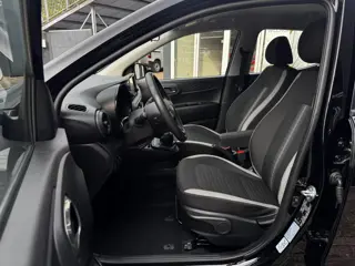 Foto 19 van Hyundai I10 1.0 Premium | Camera | Stoelverwarming | Navigatie by App | Climate control | Cruise Con