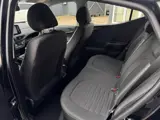 Foto 30 van Hyundai I10 1.0 Premium | Camera | Stoelverwarming | Navigatie by App | Climate control | Cruise Con