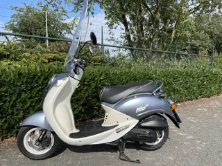 Foto 13 van SYM Mio 50 Scooter Windscherm Hoog BETAAL met in3