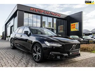 Volvo V90 B4 Ultimate Dark, ACC, Trekhaak, 1e eigenaar, Stuurverwarming!