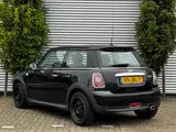 Foto 28 van Mini 3-Deurs 1.6 Cooper AIRCO / APK