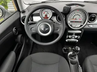 Foto 14 van Mini 3-Deurs 1.6 Cooper AIRCO / APK