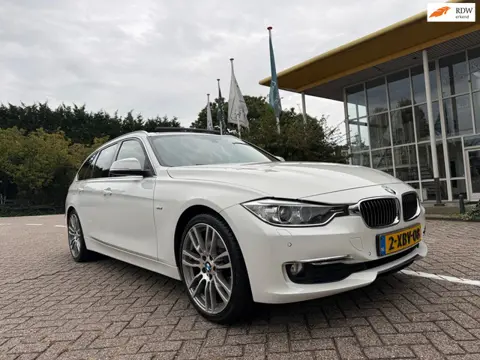 BMW 3-serie Touring 316i High Executive