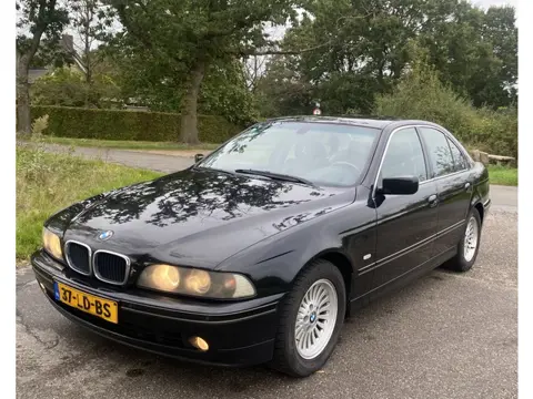 BMW 5 Serie 525d Edition (bj 2002, automaat)