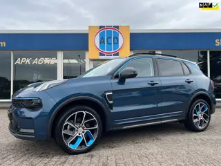 Lynk & Co 01 1.5 261pk PHEV 7DCTH | Orig.NL | PanoramaDak | 360 graden Camera | Carplay |