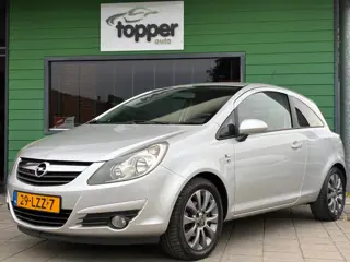 Foto 18 van Opel Corsa 1.2-16V '111' Edition|1e Eigenaar|Airco|CruiseControl|Elektr.ramen|LM-Velgen|NAP|Nieuwe A