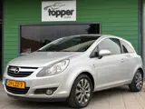 Foto 28 van Opel Corsa 1.2-16V '111' Edition|1e Eigenaar|Airco|CruiseControl|Elektr.ramen|LM-Velgen|NAP|Nieuwe A