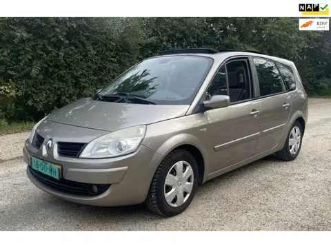 Renault Grand Scénic LPG-G3 goedkoop tanken! Nieuwe APK Inruil is mogelijk