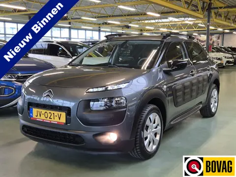 Citroën C4 Cactus 1.2 PureTech Feel -82pk- Trekhaak | Navi | Rijklaarprijs incl. 3 maanden garantie