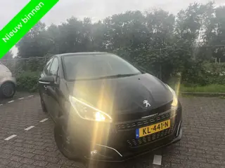 Peugeot 208 1.6 BlueHDi GT-Line Leer Bleutooth Led Fase2