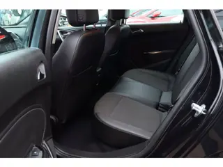 Foto 19 van Opel Astra 1.6 Cosmo ,107.000 km , NL Auto , Nap