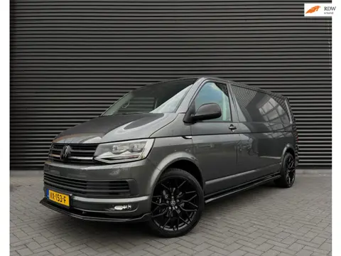 Volkswagen Transporter 2.0 TDI L2H2| 180PK|CAMERA| CARPLAY| SENSOREN| TREKHAAK|