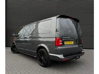 Foto 17 van Volkswagen Transporter 2.0 TDI L2H2| 180PK|CAMERA| CARPLAY| SENSOREN| TREKHAAK|