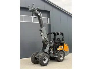 Giant g2700hd+ Tele nieuw overjarig